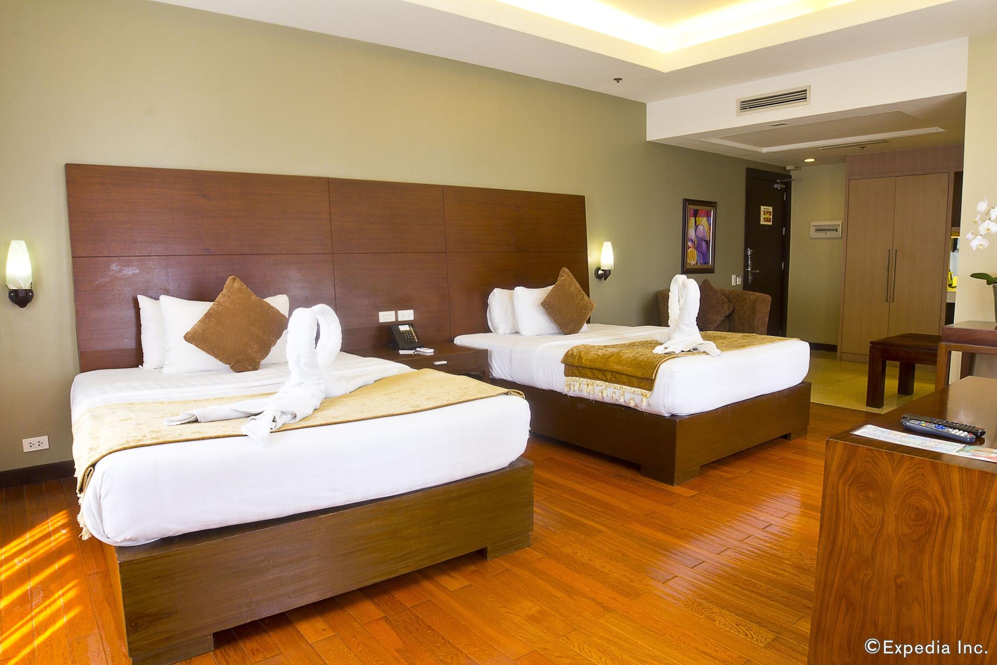 Armada Hotel Manila Kültér fotó