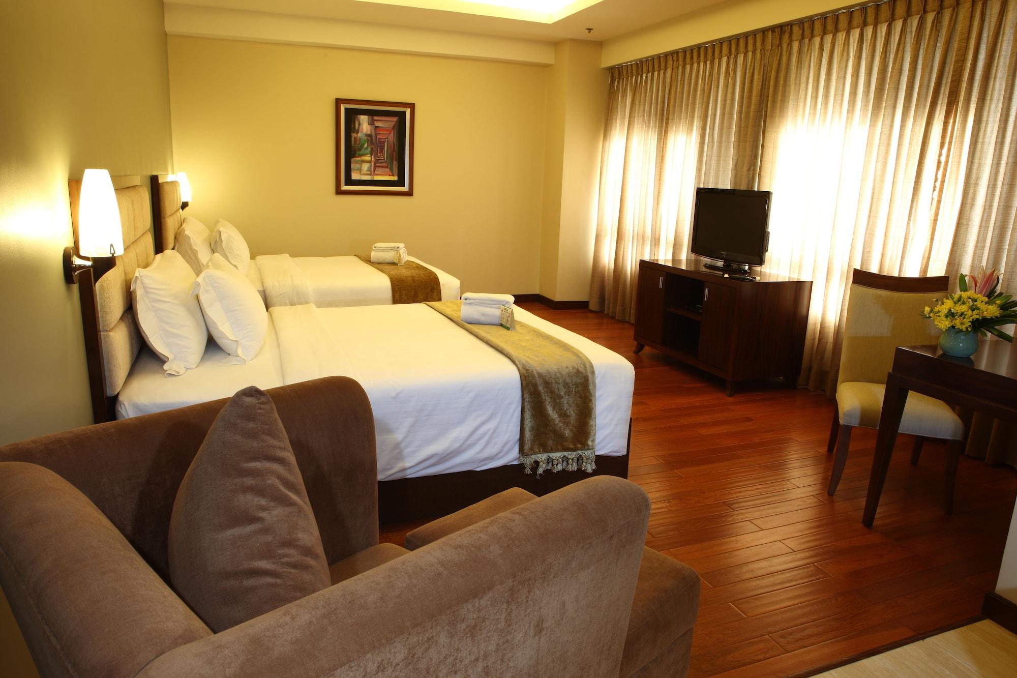 Armada Hotel Manila Kültér fotó