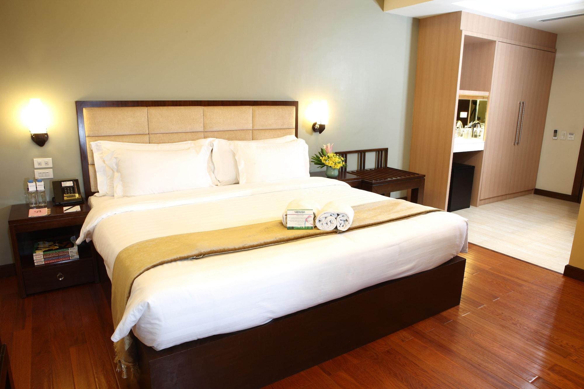 Armada Hotel Manila Kültér fotó